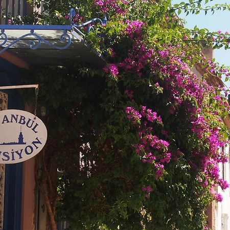 Istanbul Pension Ayvalik Exterior foto