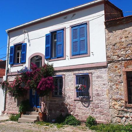 Istanbul Pension Ayvalik Exterior foto