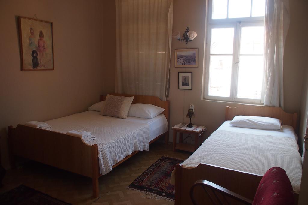 Istanbul Pension Ayvalik Quarto foto