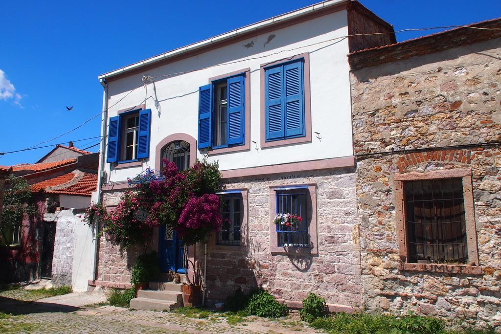 Istanbul Pension Ayvalik Exterior foto