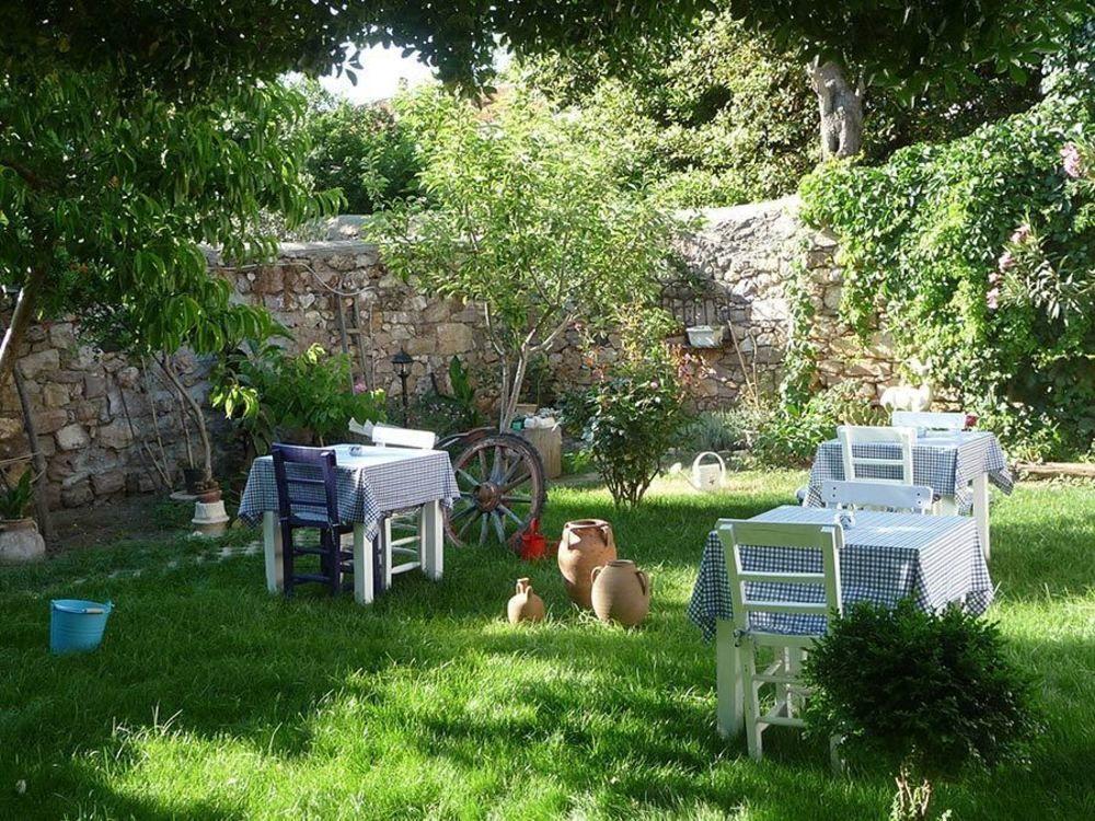 Istanbul Pension Ayvalik Exterior foto