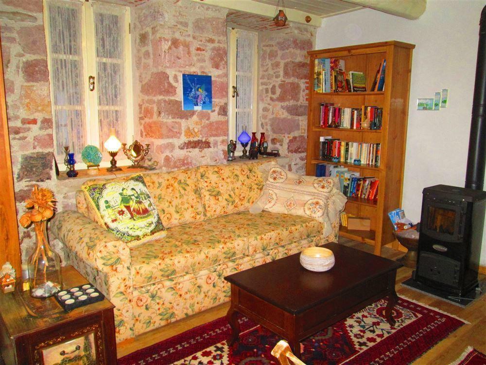 Istanbul Pension Ayvalik Exterior foto
