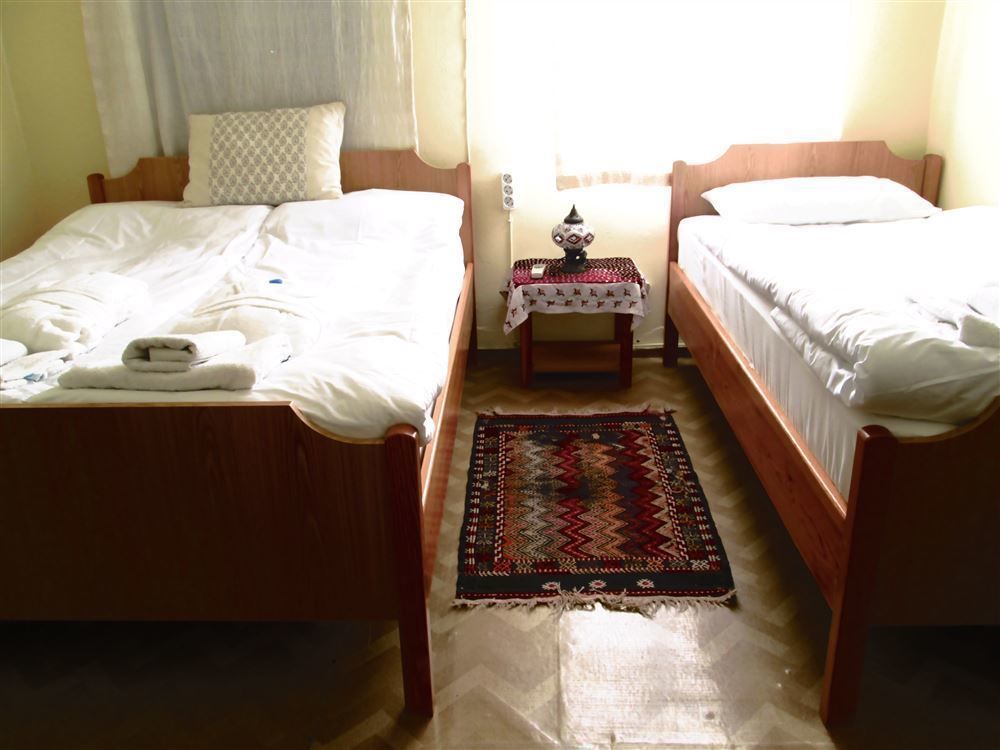 Istanbul Pension Ayvalik Exterior foto